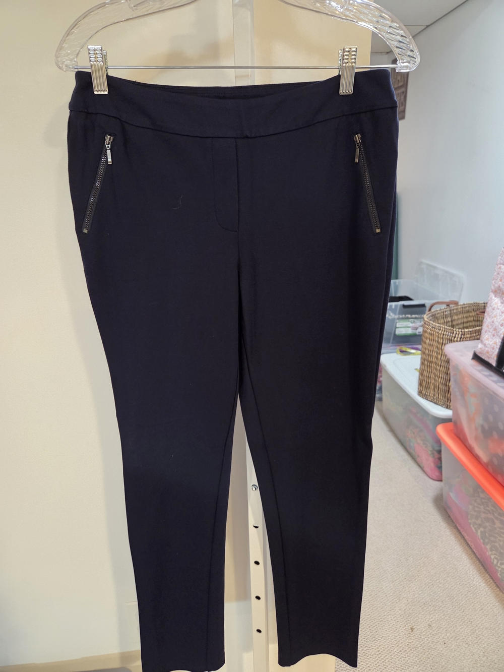 J. McLaughlin Navy Blue Skinny Ponte Pull-On Pants with Zip Pockets